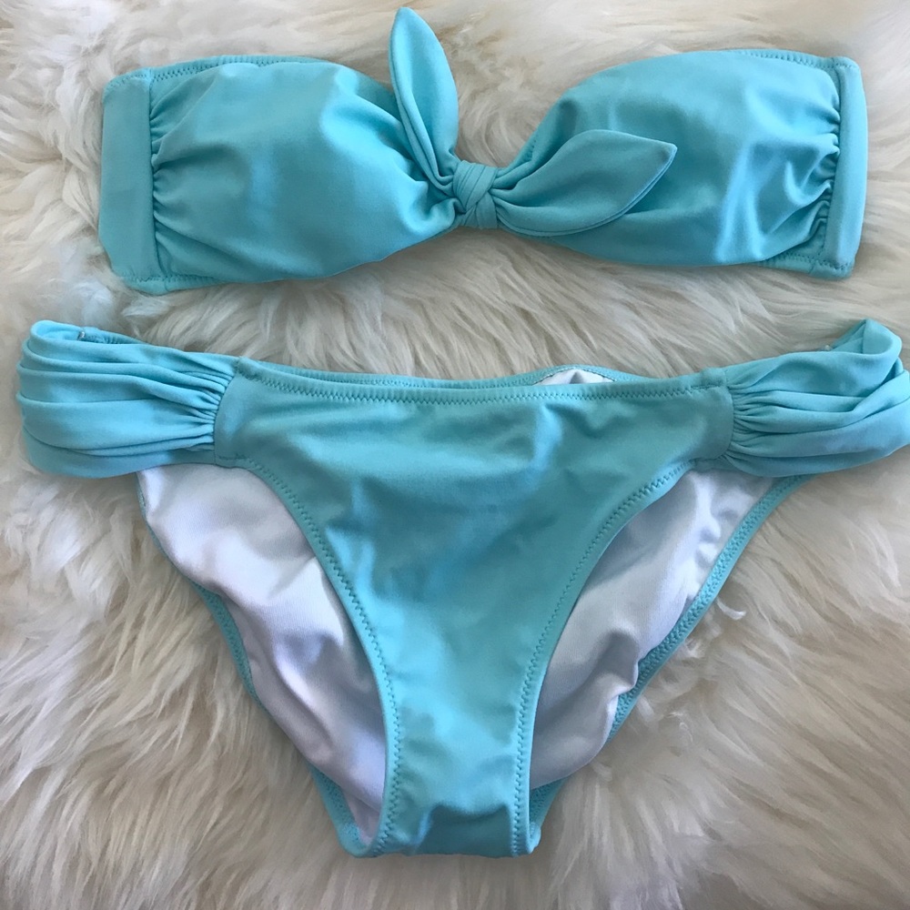 Strapless bikini