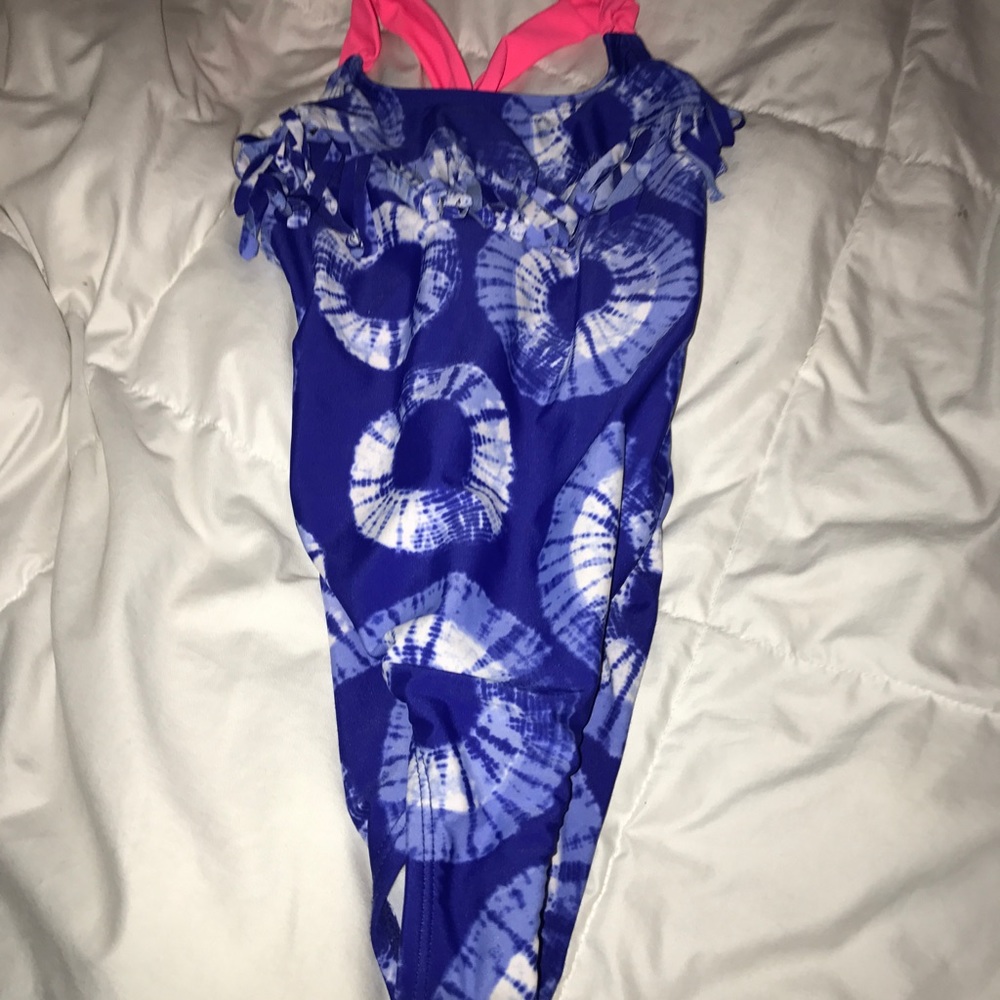 Swim suit