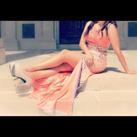 Dresses & Skirts - Prom dress