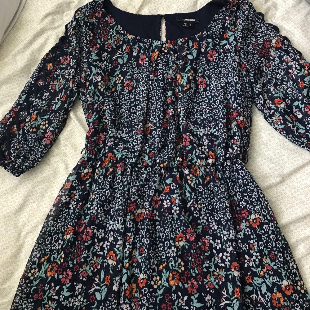 Dillard's Floral Dress (includes belt)