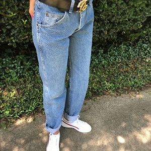 Vintage 90's Wrangler Jeans! size 27/28