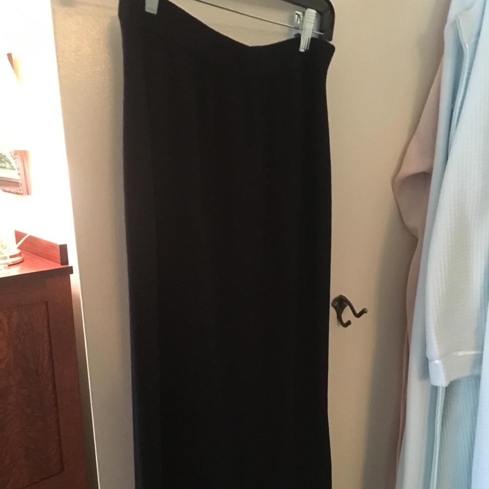 Long black knit skirt