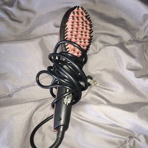 Simply straight straightener