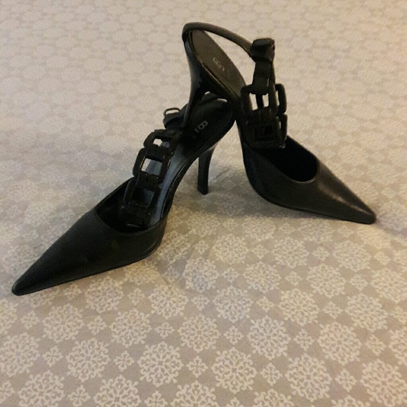 BEAUTIFUL BLACK STRAPS SEXY HEELS - Picture 5 of 6