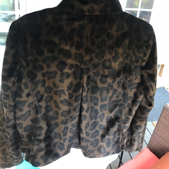 I.N.C ANIMAL PRINT JACKET - Picture 5 of 7