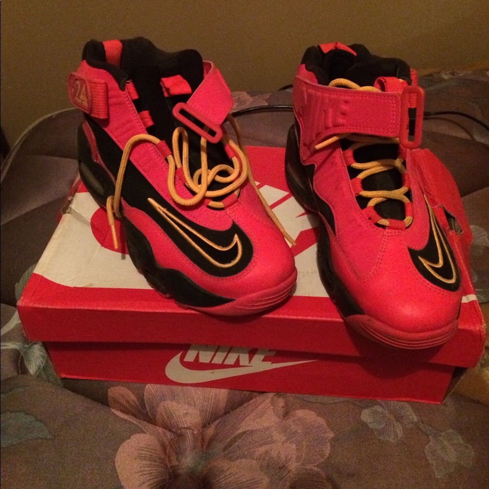 Nike Griffey size 6