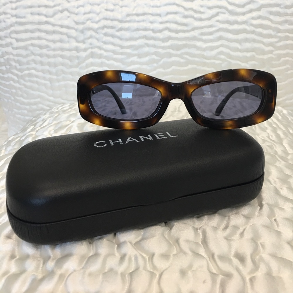 Chanel Sunglass