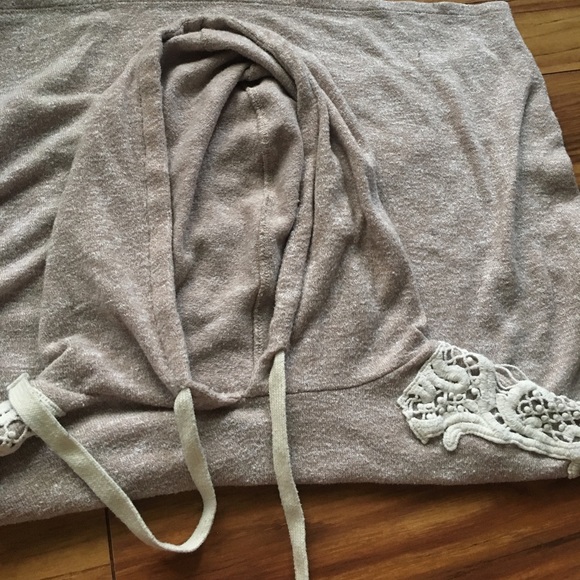 Forever 21 Cropped Hoodie with lace shoulders - Picture 2 of 7