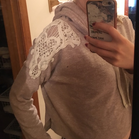 Forever 21 Cropped Hoodie with lace shoulders - Picture 4 of 7