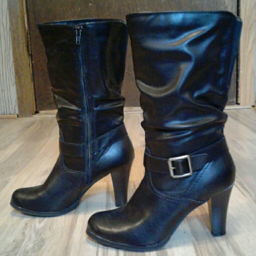 Heels - Picture 2 of 2