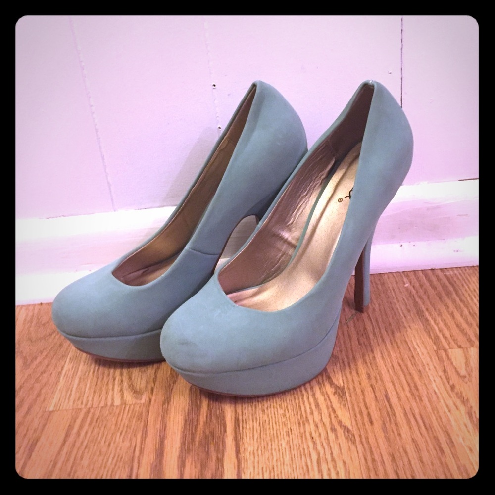Light blue high heels