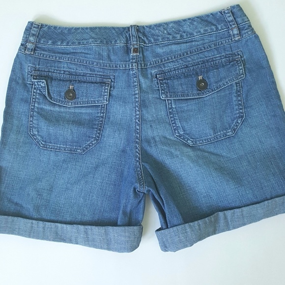 *SOLD* New Eddie Bauer Jean Cuff Shorts - Picture 6 of 7