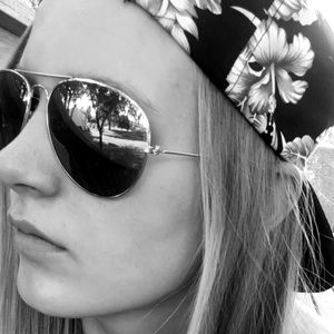 Meet your Posher, Grace