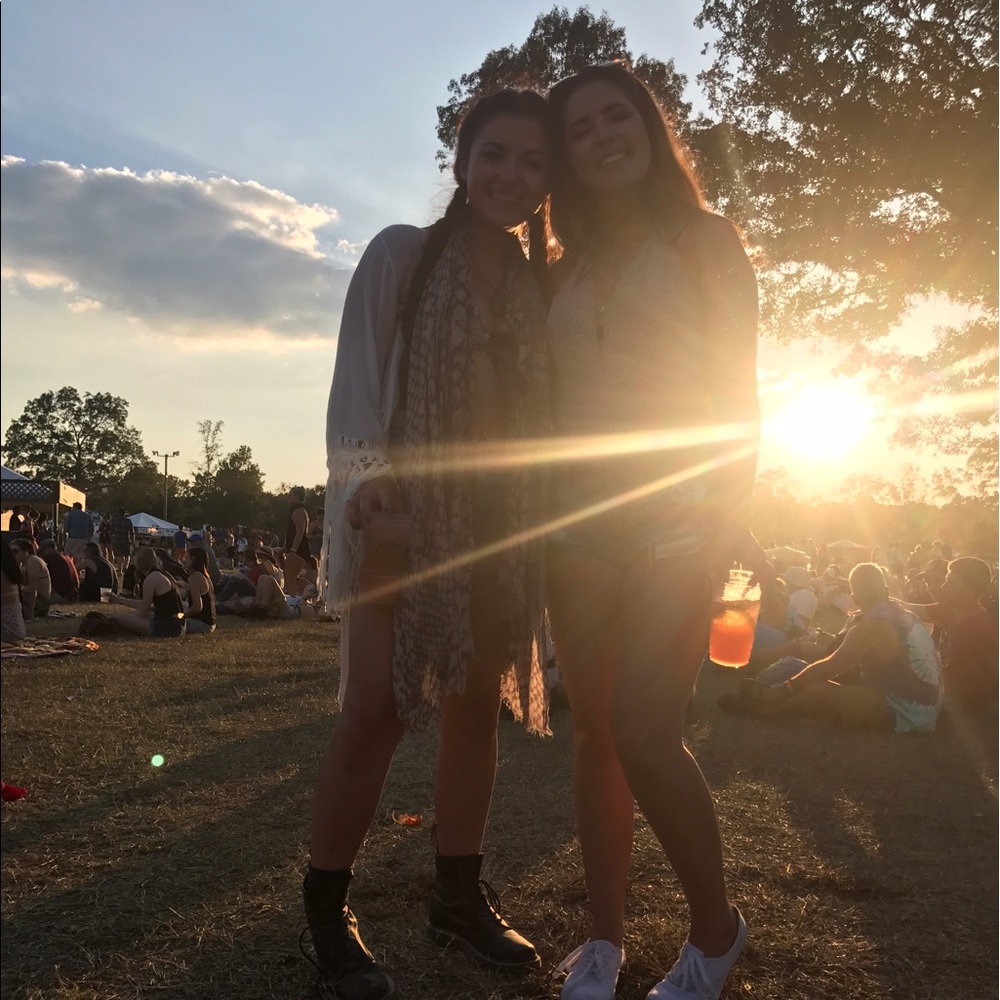 Meet your Posher, Lindsey