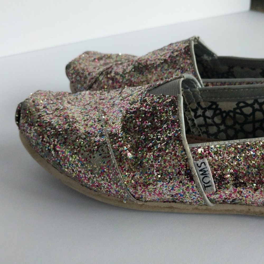 **SOLD**Multicolored glitter Toms slip on shoes - Picture 4 of 6