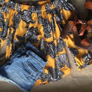 Express Off The Shoulder Blouse