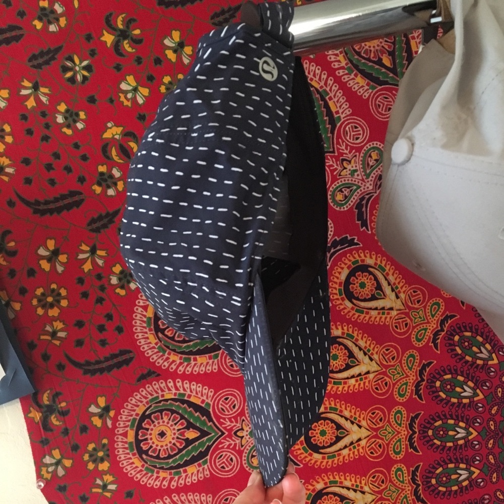 Lululemon hat