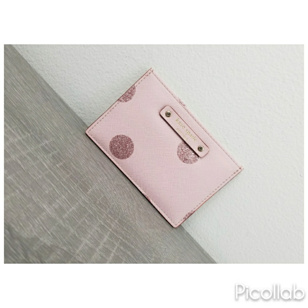 LAST CHANCE  🌹HP🌹  Kate Spade Card Holder