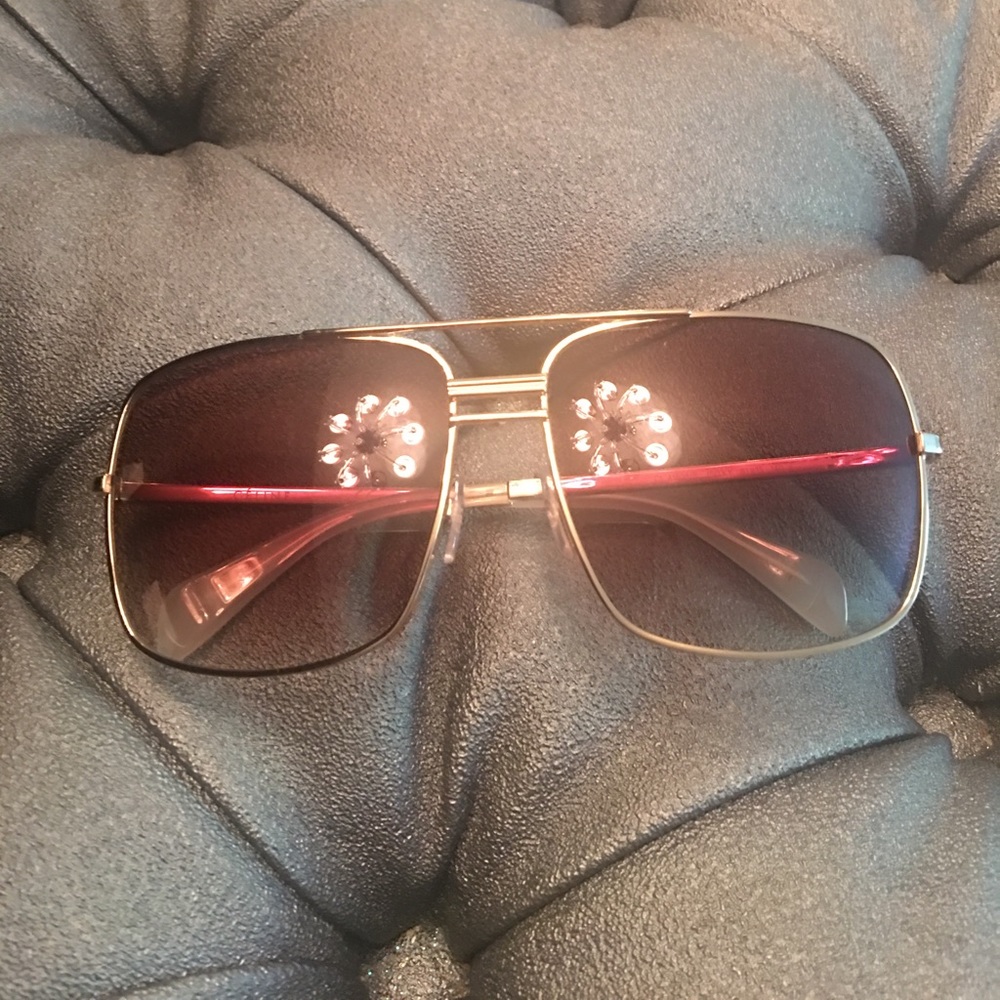 Celine Sunglasses 😎😎😎 - Picture 2 of 8
