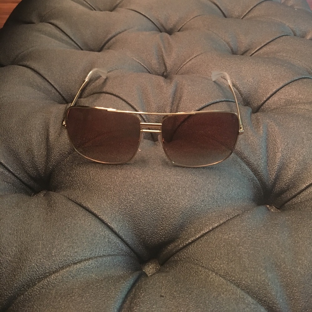 Celine Sunglasses 😎😎😎 - Picture 6 of 8