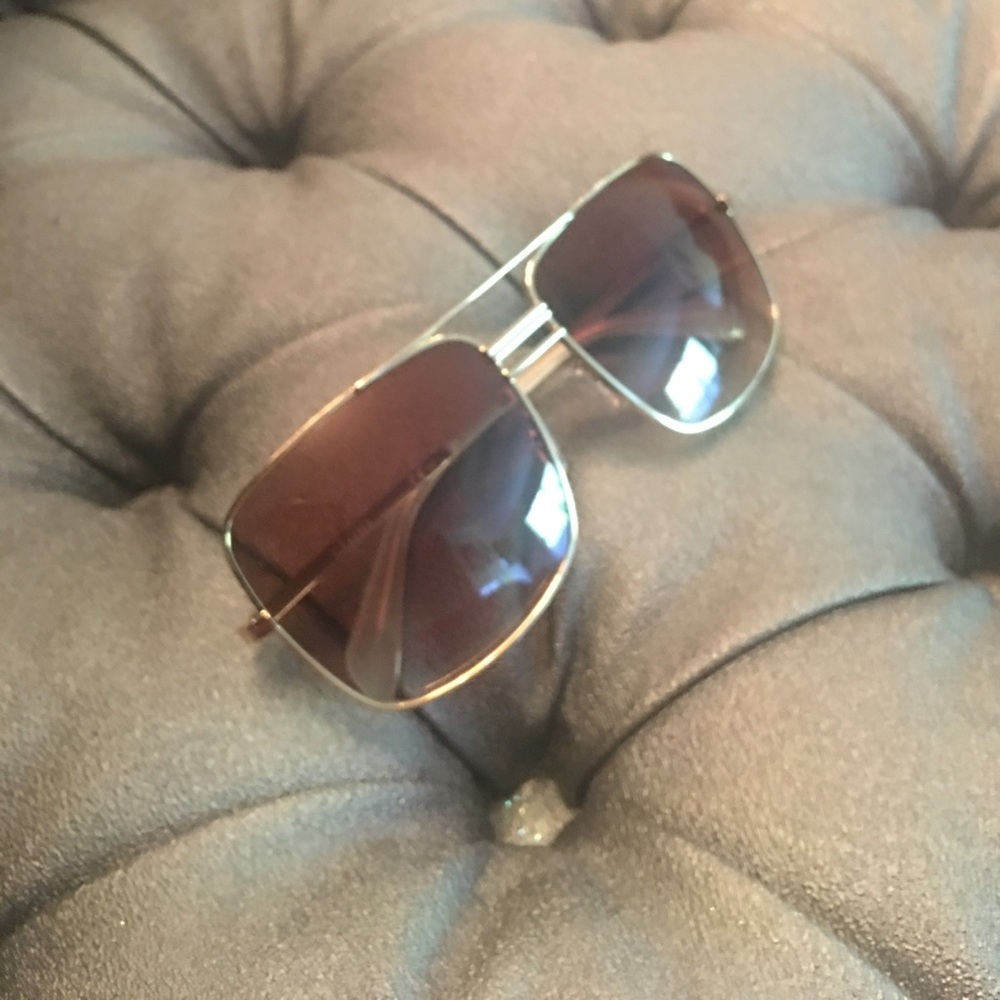 Celine Sunglasses 😎😎😎 - Picture 8 of 8