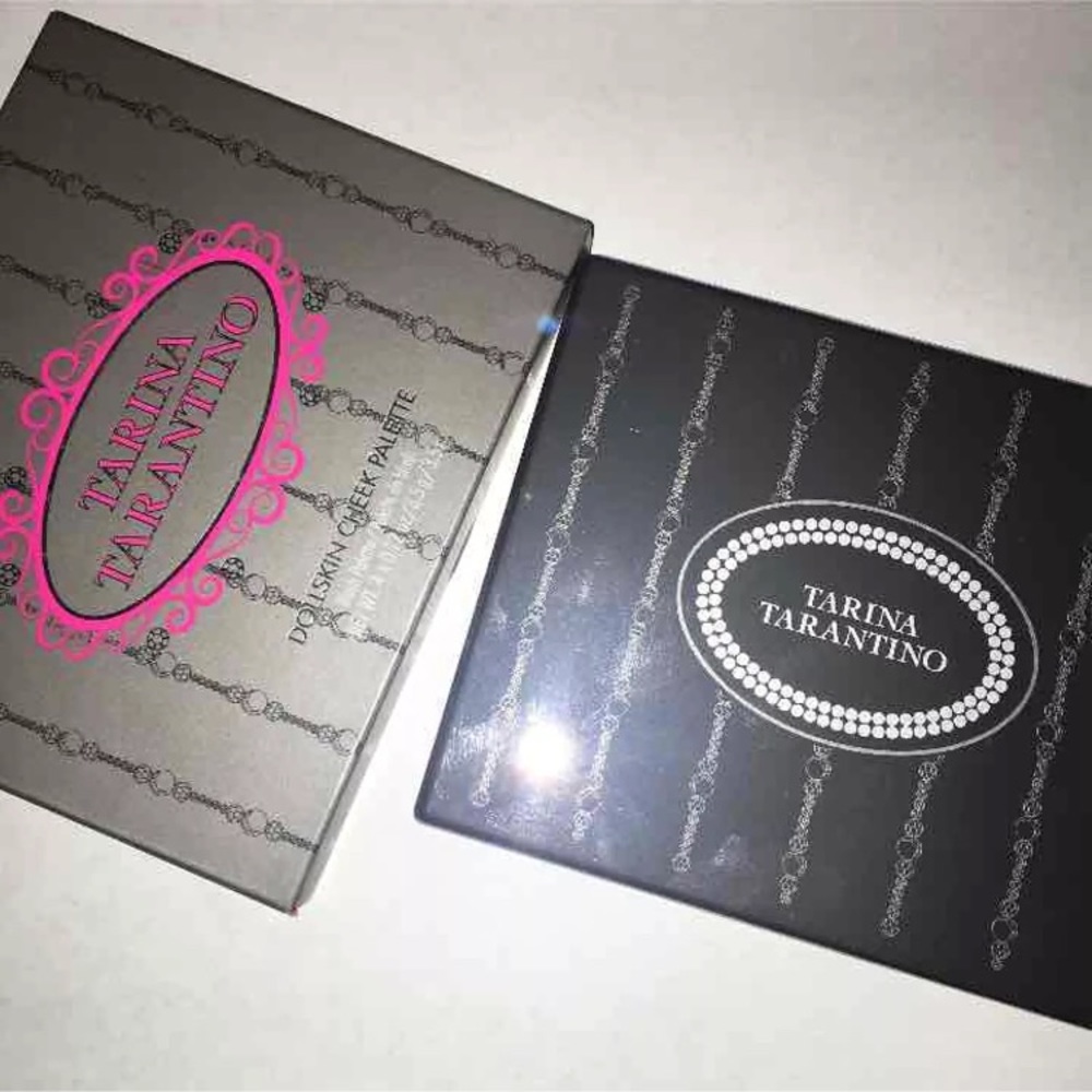 Tarina Tarantino blush palette
