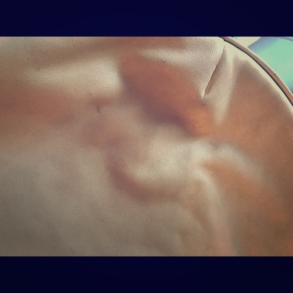 Authentic Tory burch hobo bag - Picture 4 of 4