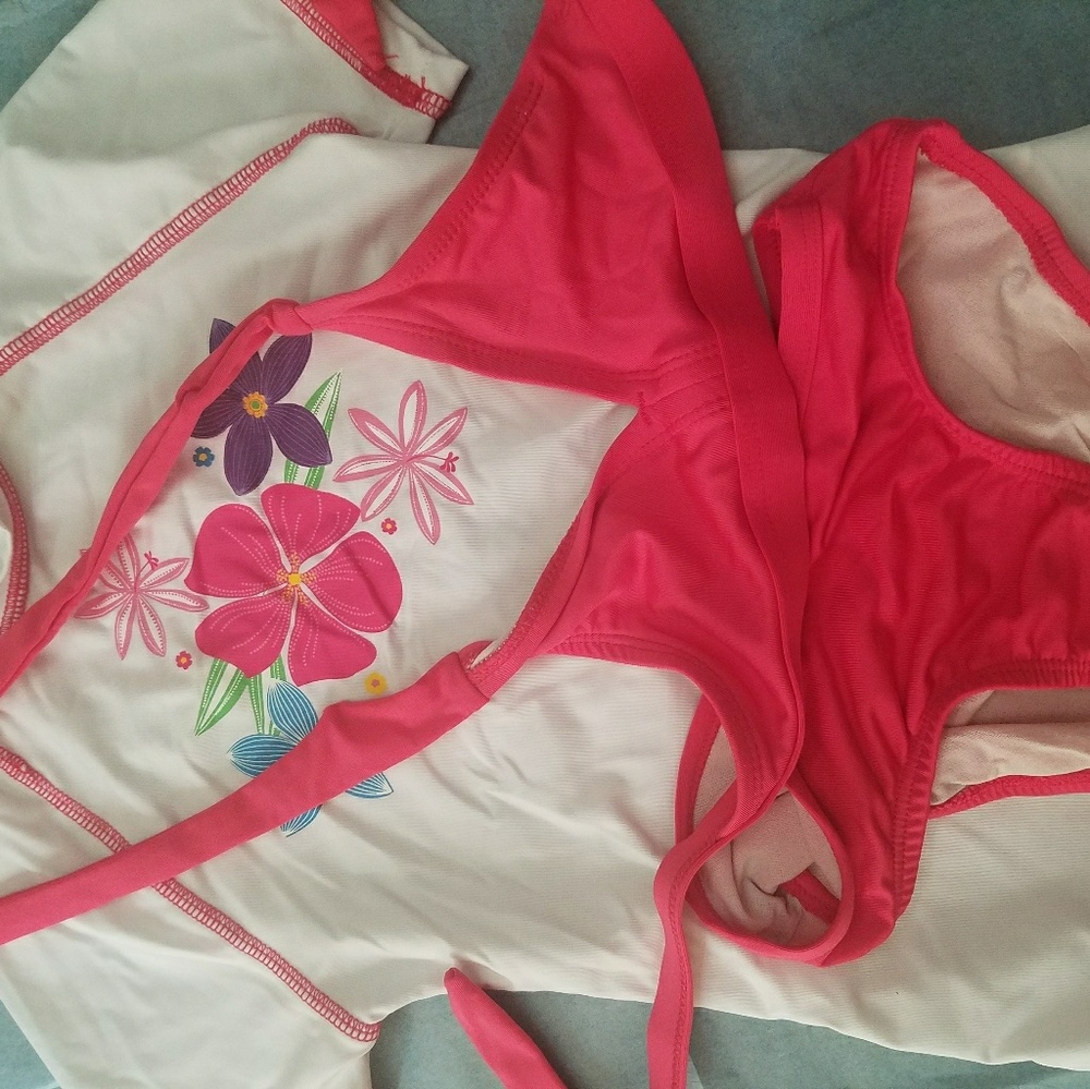 Girls swim suit 3 piece