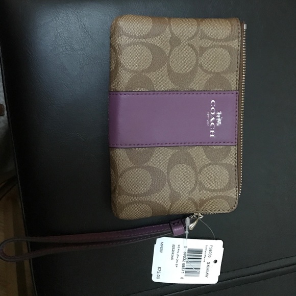 Coach Handbags - Coach mauve & khaki wristlet, brand new.