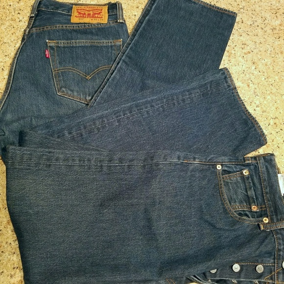 Like new Levi's classic button fly 14 - Picture 3 of 4