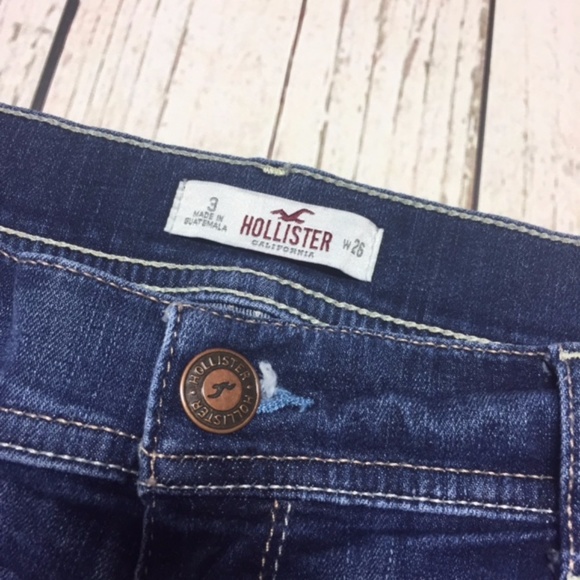 Hollister Medium Wash Shortie Shorts - Picture 5 of 5