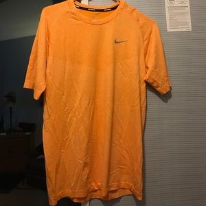 Nike Orange knit fit t shirt - medium