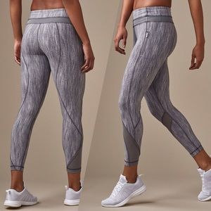 NWT Lululemon Inspire Tight II arrow jacquard