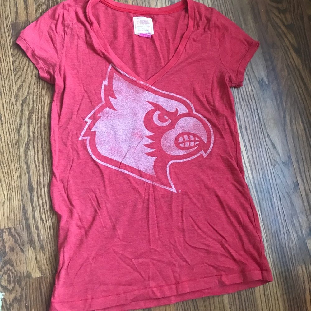 VS PINK Louisville Cardinals vneck fitted tee