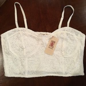 BoHo✌🏼 Decree Crop Top