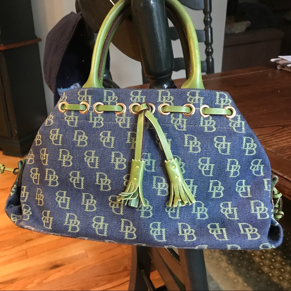Vintage Dooney and Bourke bag
