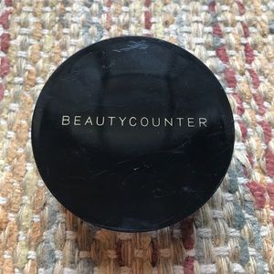 Beautycounter Mattify Skin Finishing Powder