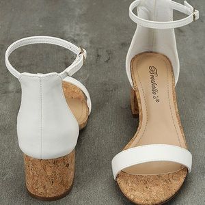 BRAND NEW/UNWORN!June white cork ankle strap heels