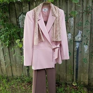 Le Suit Blush and Mocha 3pc Suit Set Size 12