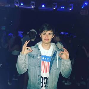 Meet your Posher, Noah