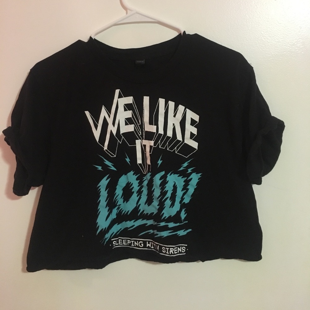 sleeping with sirens graphic cut off crop top