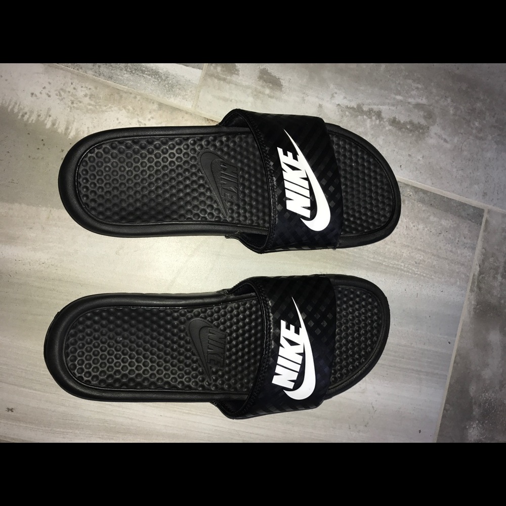 Nike slides
