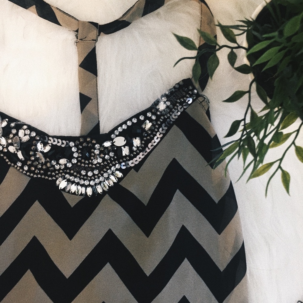 Chevron black and beige tank top