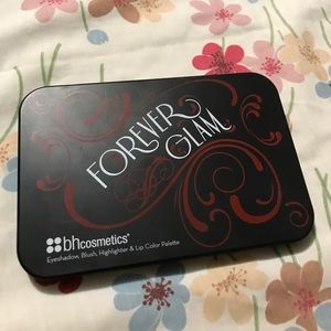 BH Cosmetics Forever Glam Makeup Palette