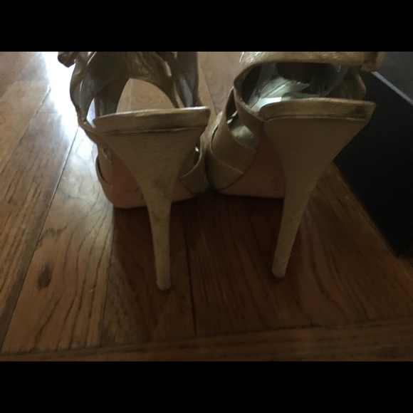 Report Signature Newbury 2 - Picture 4 of 6