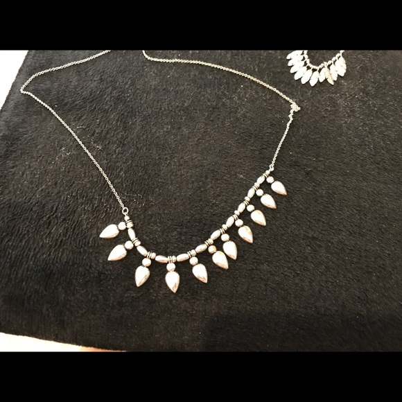 💝Free with $30 purchase Forever21 boho 3 necklace - Picture 3 of 5