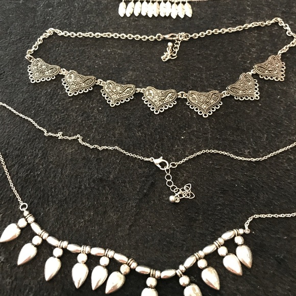 💝Free with $30 purchase Forever21 boho 3 necklace - Picture 4 of 5