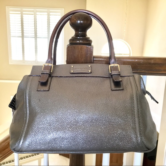kate spade Handbags - Kate Spade ♠️ Silver metallic handbag
