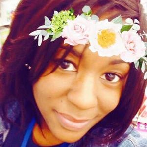 Meet your Posher, Malia