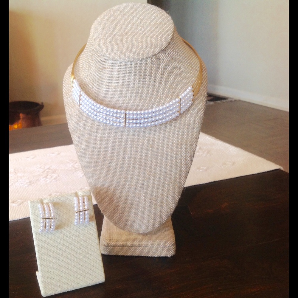 Pearl and Gold Choker necklace and Earring set